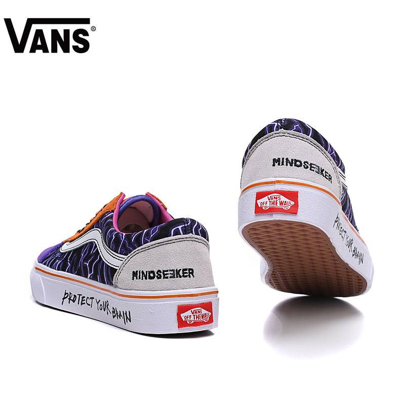 Les baskets Vans Femme se distinguent par leur style intemporel et leur esprit californien décontracté, faisant d’elles un symbole de liberté et d’individualité.