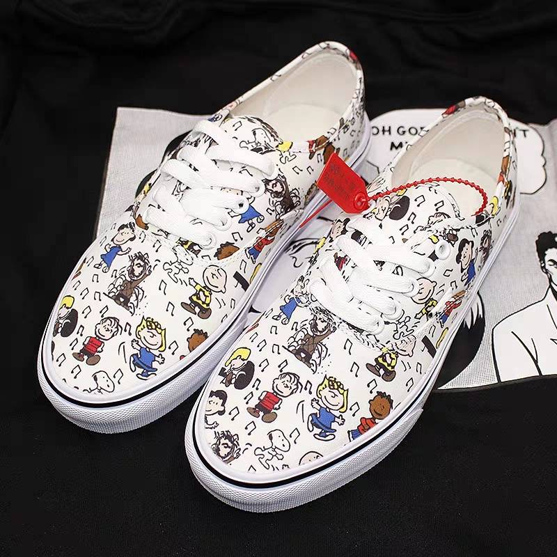 Les baskets Vans Femme se distinguent par leur style intemporel et leur esprit californien décontracté, faisant d’elles un symbole de liberté et d’individualité.