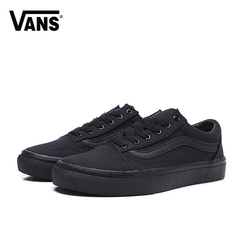 Les baskets Vans Femme se distinguent par leur style intemporel et leur esprit californien décontracté, faisant d’elles un symbole de liberté et d’individualité.