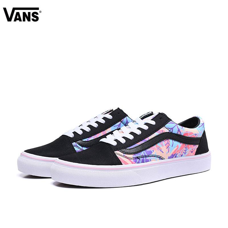 Les baskets Vans femme    offrent un style légendaire et une performance exceptionnelle.design unique  Pas Cher. moin cher.