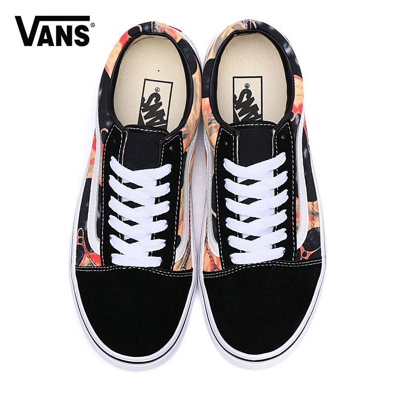Les baskets Vans Femme se distinguent par leur style intemporel et leur esprit californien décontracté, faisant d’elles un symbole de liberté et d’individualité.