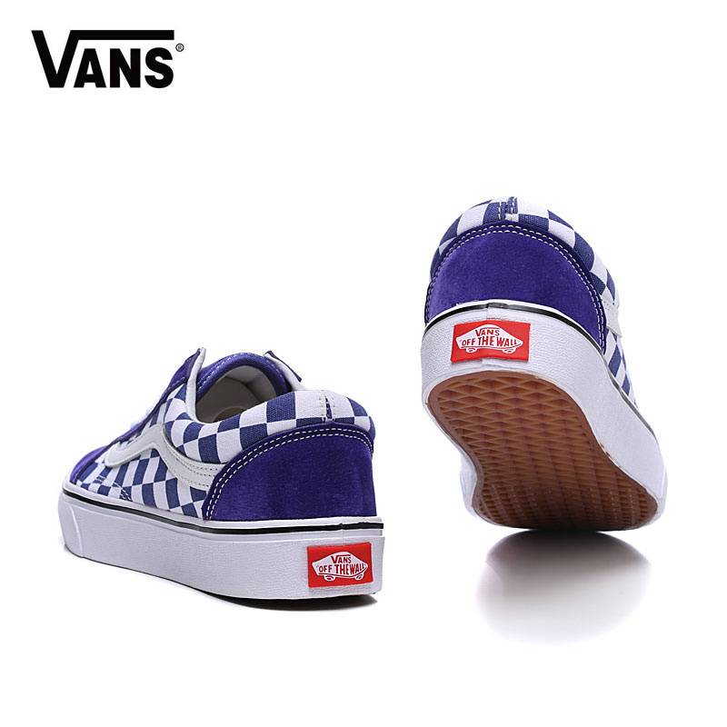 Les baskets Vans Femme se distinguent par leur style intemporel et leur esprit californien décontracté, faisant d’elles un symbole de liberté et d’individualité.
