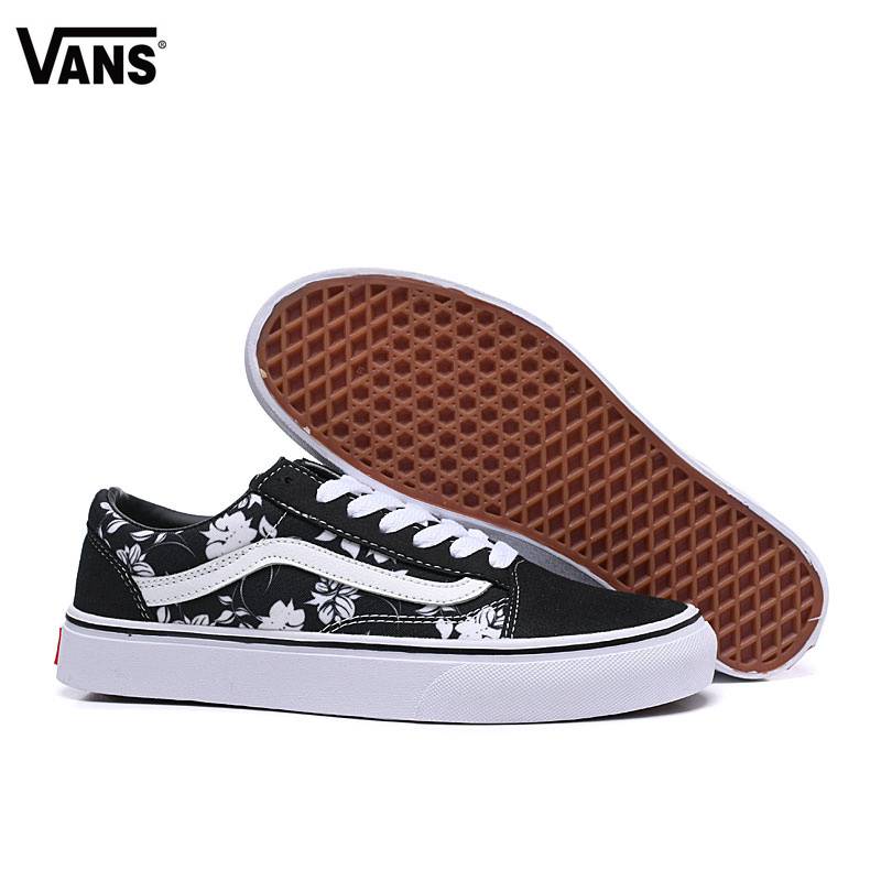 Les baskets Vans Femme se distinguent par leur style intemporel et leur esprit californien décontracté, faisant d’elles un symbole de liberté et d’individualité.