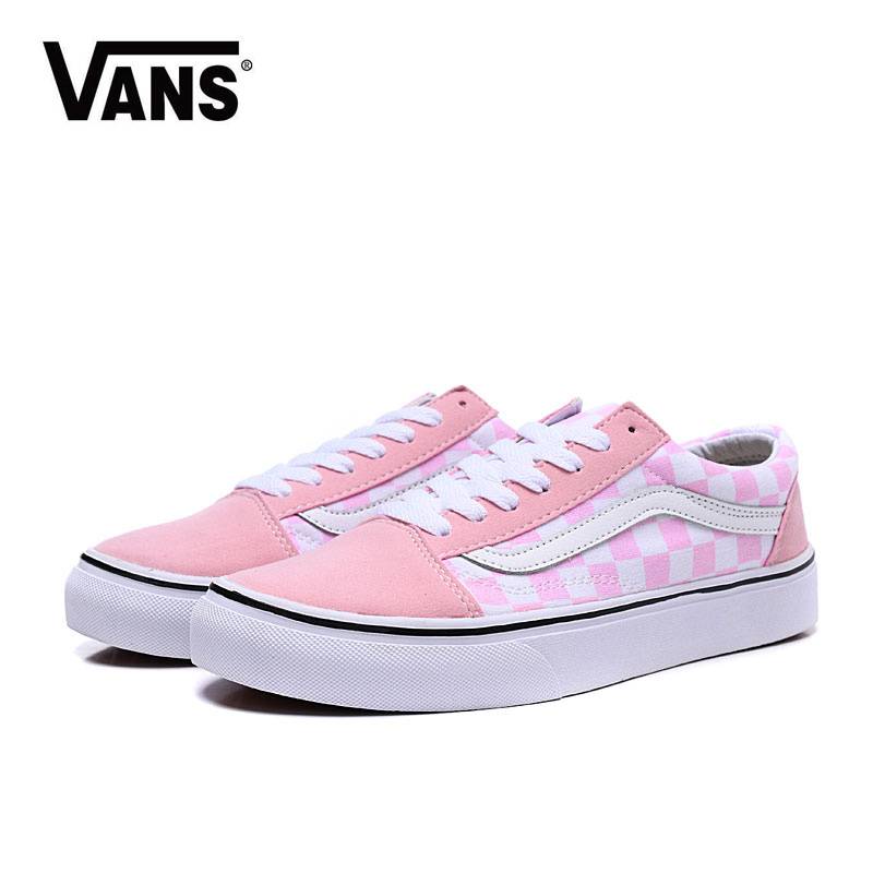 Les baskets Vans femme    offrent un style légendaire et une performance exceptionnelle.design unique  Pas Cher. moin cher.