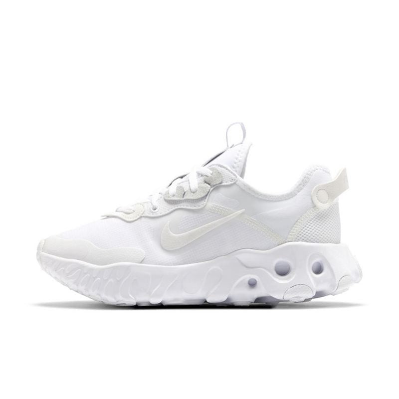 Résultant de l'innovation continue de Nike, les baskets Nike React Art3mis Femme illustrent l'engagement de la marque à allier design et technologie.