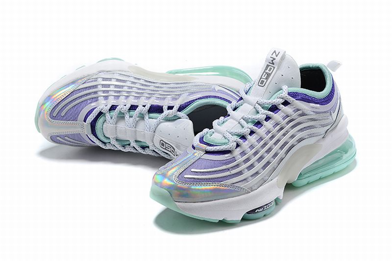 Résultats de l'évolution emblématique de la ligne Nike, les Nike Air Max Zoom 950 Femme  sont un témoignage de l'engagement de Nike à combiner style et innovation.
