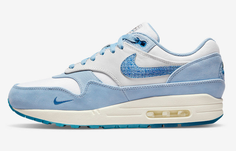 Les baskets Nike Air Max 1 Femme incarnent l’héritage emblématique de la marque Nike, combinant un design intemporel avec des touches modernes.