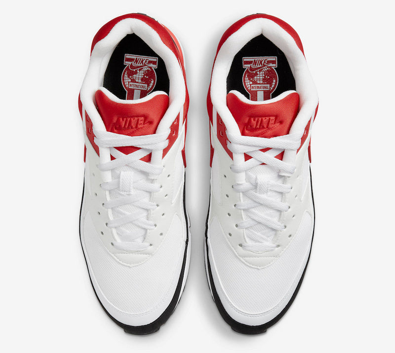 Les baskets Nike Air Max BW Femme, aussi connues sous le nom de "Big Window" en raison de leur bulle d'air plus large, incarnent un style iconique qui traverse les décennies.