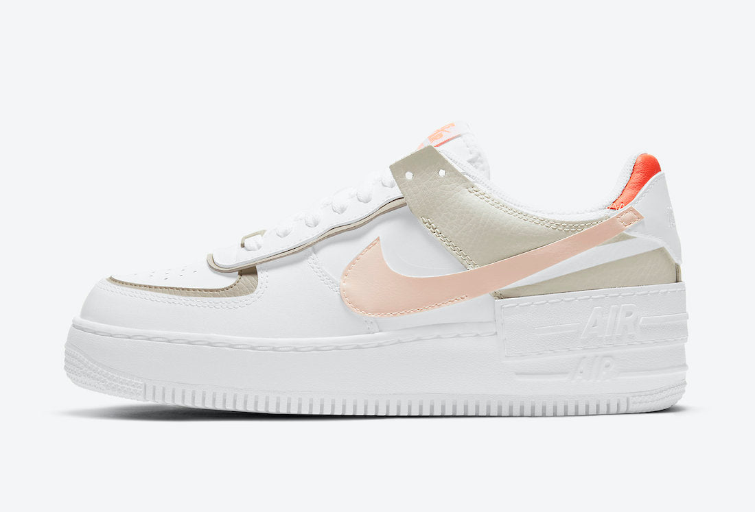 Les Nike Air Force 1 Shadow Femme sont disponibles dans une gamme de coloris variés pour s'adapter à tous les styles.