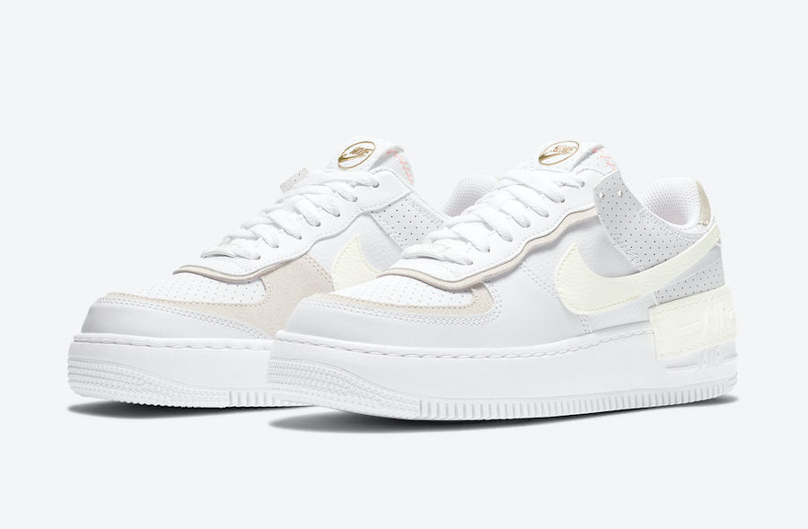 Les Nike Air Force 1 Shadow Femme sont disponibles dans une gamme de coloris variés pour s'adapter à tous les styles.