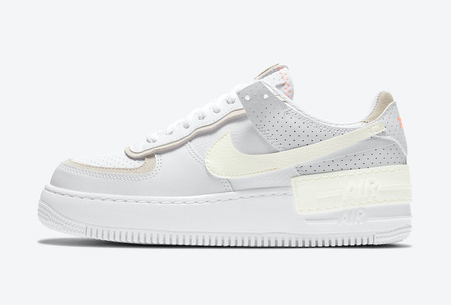 Les Nike Air Force 1 Shadow Femme sont disponibles dans une gamme de coloris variés pour s'adapter à tous les styles.