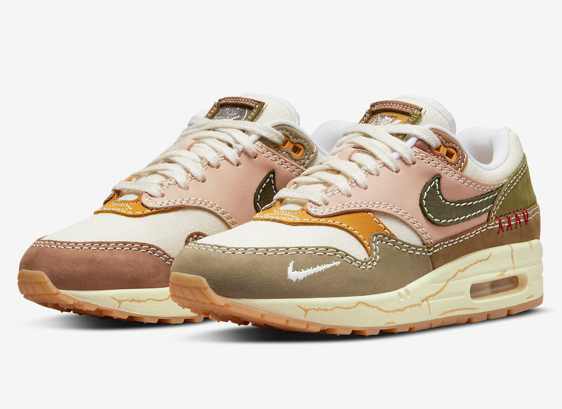 Les baskets Nike Air Max 1 Femme incarnent l’héritage emblématique de la marque Nike, combinant un design intemporel avec des touches modernes.
