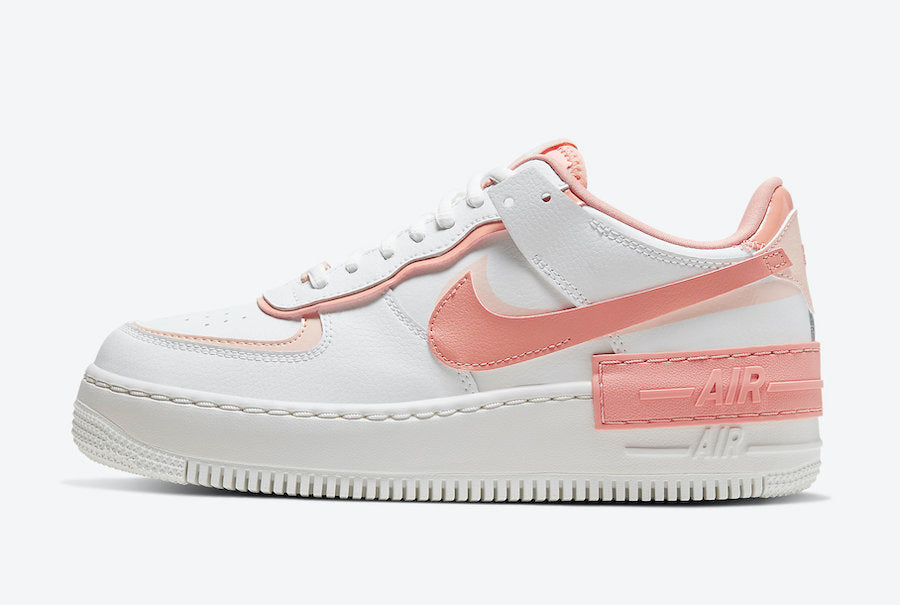 Les Nike Air Force 1 Shadow Femme sont disponibles dans une gamme de coloris variés pour s'adapter à tous les styles.