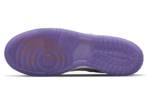 Les baskets Nike SB Dunk allient un style emblématique à un confort supérieur. Leur design légendaire et leurs matériaux de haute qualité. Pas cher.le moins cher .