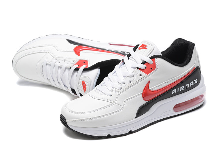 Avec les Nike Air Max LTD 3, la marque continue de repousser les limites, offrant des sneakers qui combinent confort, style et durabilité.