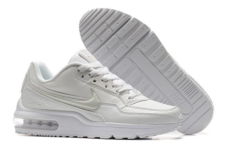 Avec les Nike Air Max LTD 3, la marque continue de repousser les limites, offrant des sneakers qui combinent confort, style et durabilité.
