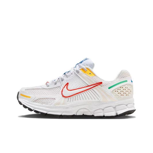 Les baskets Nike Air Zoom Vomero 5 Primary Colors Femme sont une incarnation parfaite de la performance avancée et du design vibrant.
