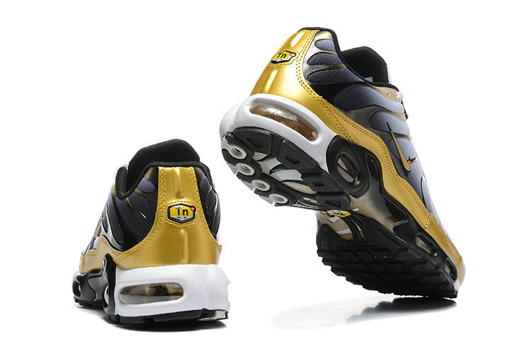 Les  Baskets Nike Air Max Tn incarnent un style emblématique et une performance supérieure. Pas cher. Le moin cher.