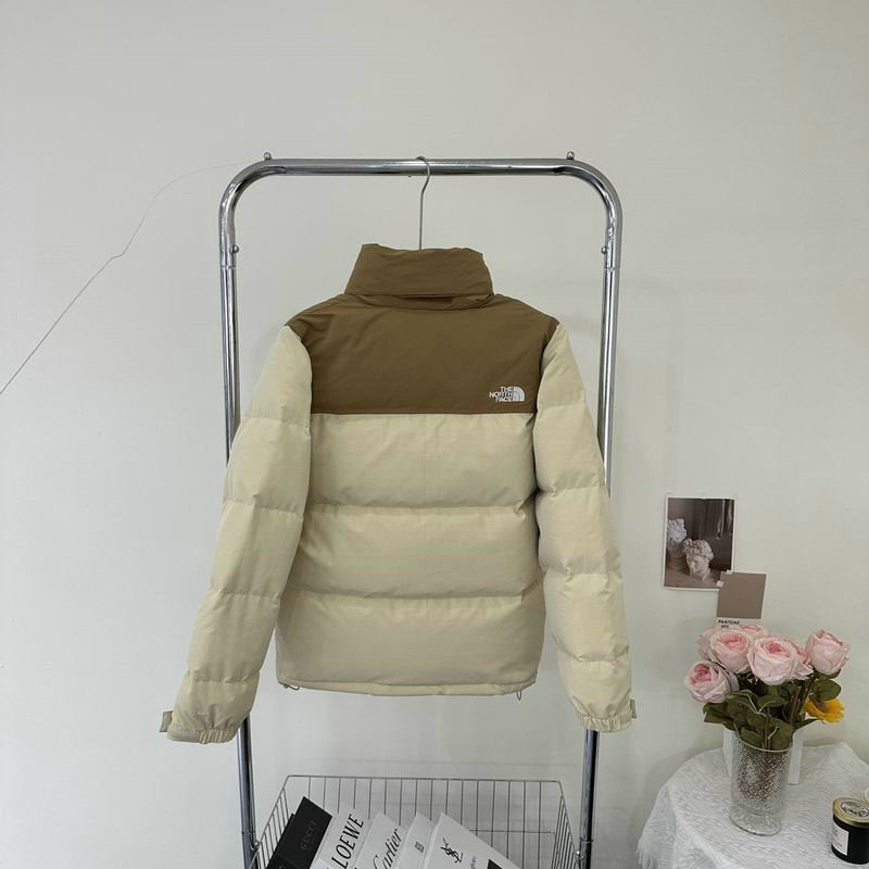 Les doudounes The North Face protection optimale contre le froid. Leur design moderne et leurs matériaux de haute qualité. Pas cher le moins cher.