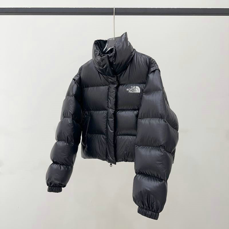 Les doudounes The North Face protection optimale contre le froid. Leur design moderne et leurs matériaux de haute qualité. Pas cher le moins cher.