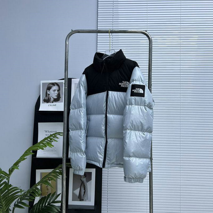 Les doudounes The North Face protection optimale contre le froid. Leur design moderne et leurs matériaux de haute qualité. Pas cher le moins cher.