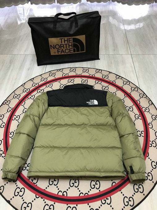 Les doudounes The North Face protection optimale contre le froid. Leur design moderne et leurs matériaux de haute qualité. Pas cher le moins cher.