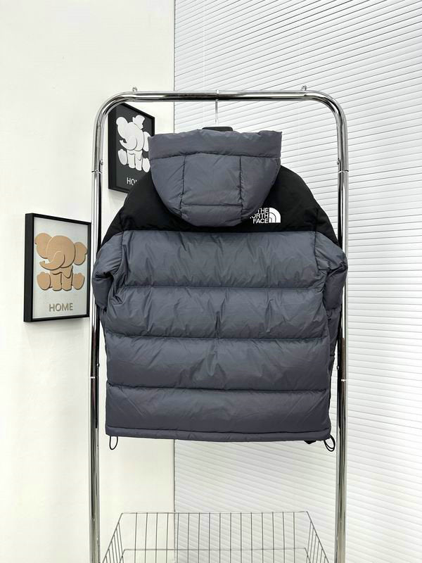 Les doudounes The North Face protection optimale contre le froid. Leur design moderne et leurs matériaux de haute qualité. Pas cher le moins cher.