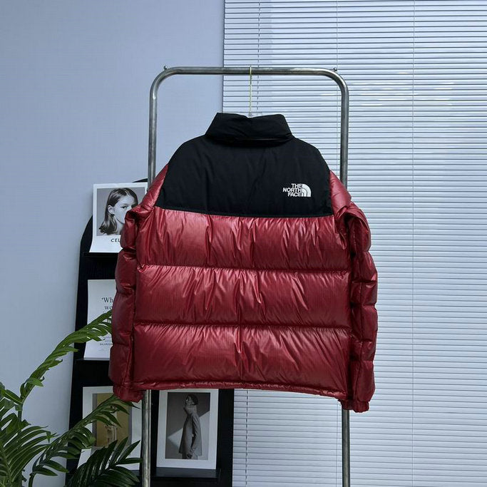 Les doudounes The North Face protection optimale contre le froid. Leur design moderne et leurs matériaux de haute qualité. Pas cher le moins cher.