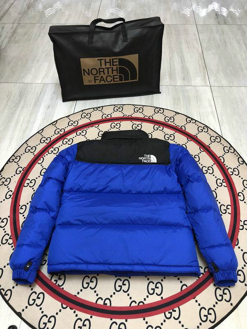 Les doudounes The North Face protection optimale contre le froid. Leur design moderne et leurs matériaux de haute qualité. Pas cher le moins cher.