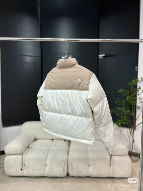 Les doudounes The North Face protection optimale contre le froid. Leur design moderne et leurs matériaux de haute qualité. Pas cher le moins cher.