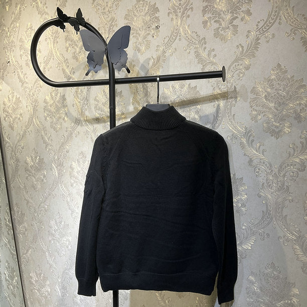 Les doudounes Moncler homme allient élégance et performance pour offrir une protection froid. Leur design sophistiqué et pas cher. Le moins cher.