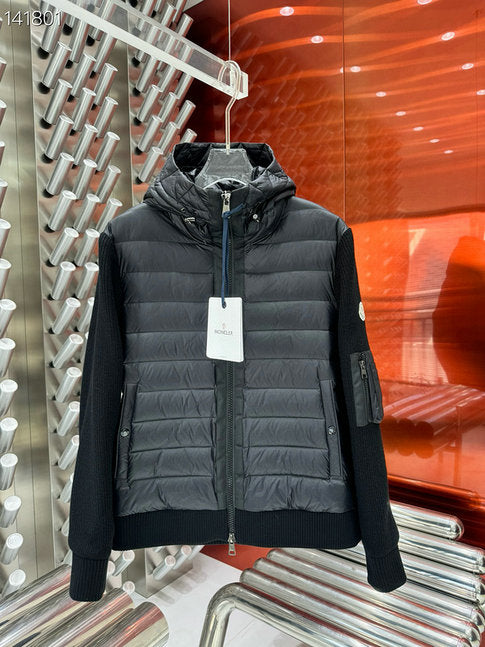 Les doudounes Moncler homme allient élégance et performance pour offrir une protection froid. Leur design sophistiqué et pas cher. Le moins cher.