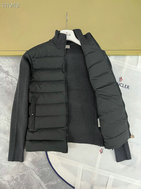 Les doudounes Moncler homme allient élégance et performance pour offrir une protection froid. Leur design sophistiqué et pas cher. Le moins cher.
