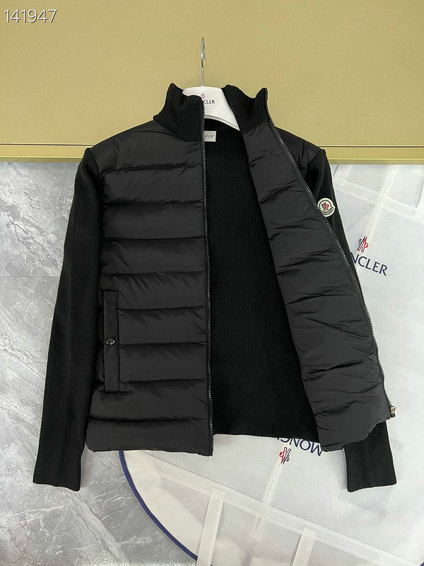 Les doudounes Moncler homme allient élégance et performance pour offrir une protection froid. Leur design sophistiqué et pas cher. Le moins cher.