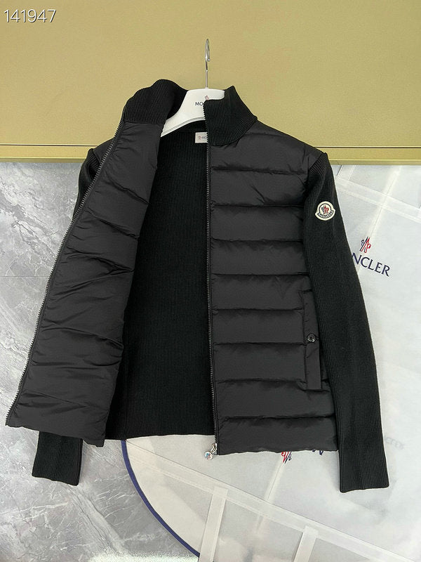 Les doudounes Moncler homme allient élégance et performance pour offrir une protection froid. Leur design sophistiqué et pas cher. Le moins cher.
