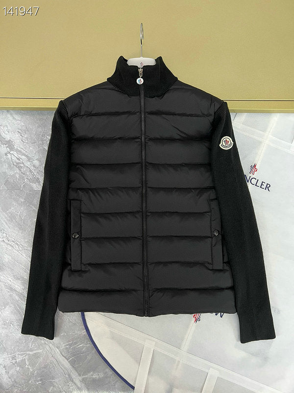 Les doudounes Moncler homme allient élégance et performance pour offrir une protection froid. Leur design sophistiqué et pas cher. Le moins cher.