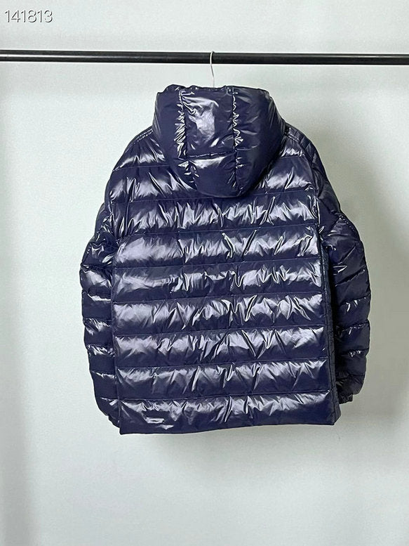 Les doudounes Moncler homme allient élégance et performance pour offrir une protection froid. Leur design sophistiqué et pas cher. Le moins cher.