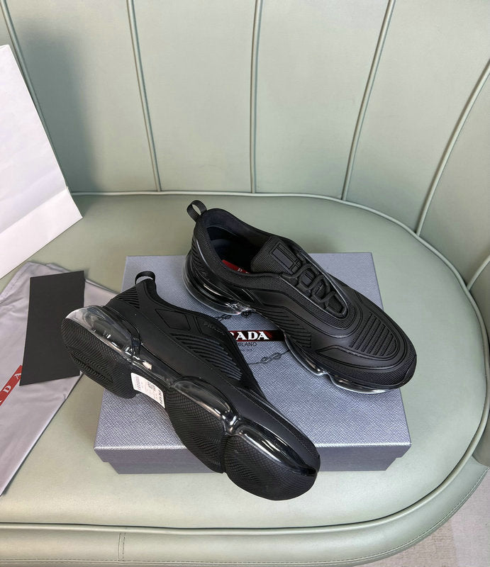 Les baskets sneakers Prada incarnent un style emblématique et un luxe italien.
leur design élégant.pas cher,le moins cher.