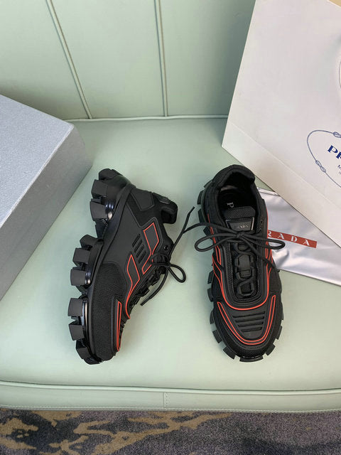 Les baskets sneakers Prada incarnent un style emblématique et un luxe italien.
leur design élégant.pas cher,le moins cher.