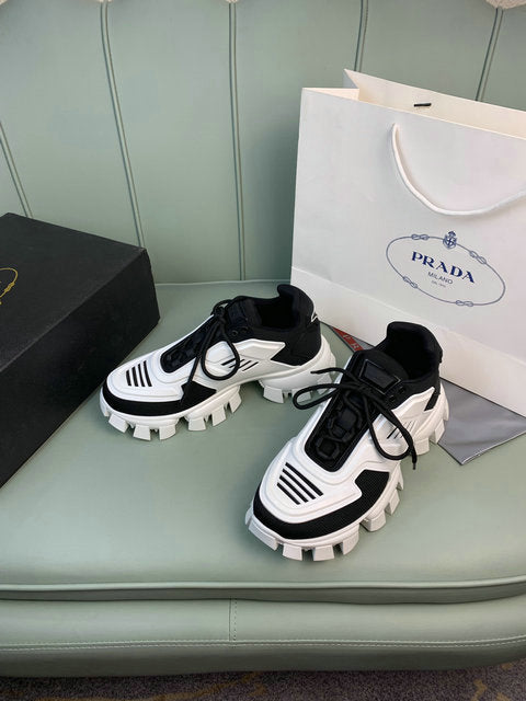 Les baskets sneakers Prada incarnent un style emblématique et un luxe italien.
leur design élégant.pas cher,le moins cher.