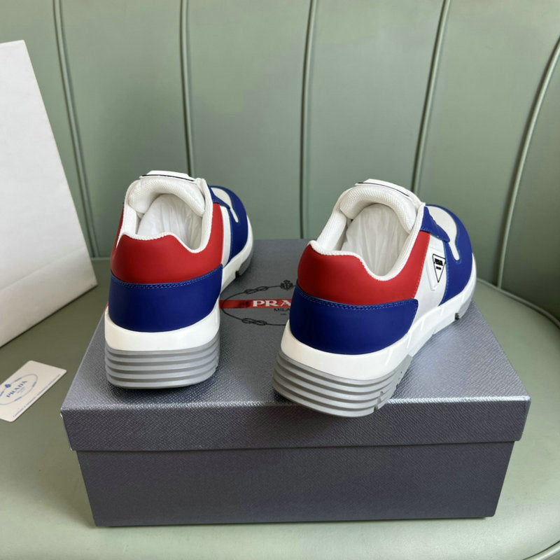Les baskets sneakers Prada incarnent un style emblématique et un luxe italien.
leur design élégant.pas cher,le moins cher.