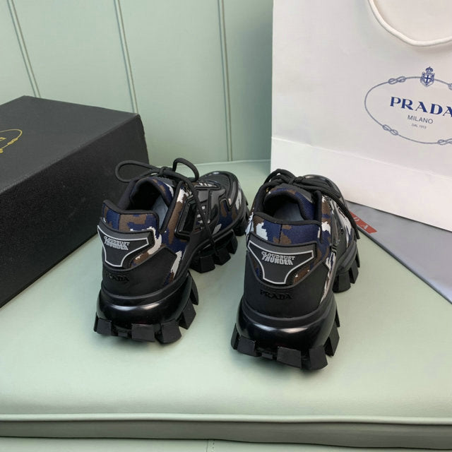 Les baskets sneakers Prada incarnent un style emblématique et un luxe italien.
leur design élégant.pas cher,le moins cher.