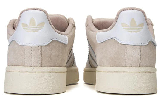 Les baskets Adidas Campus allient un style intemporel à un confort supérieur.
 design classique, pas cher. Le moins cher.