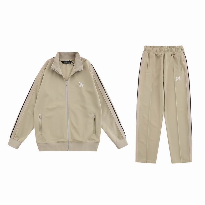 Les ensembles survêtement Palm Angels allient performance et style avec une touche urbaine unique. Pas cher. Le moins cher.