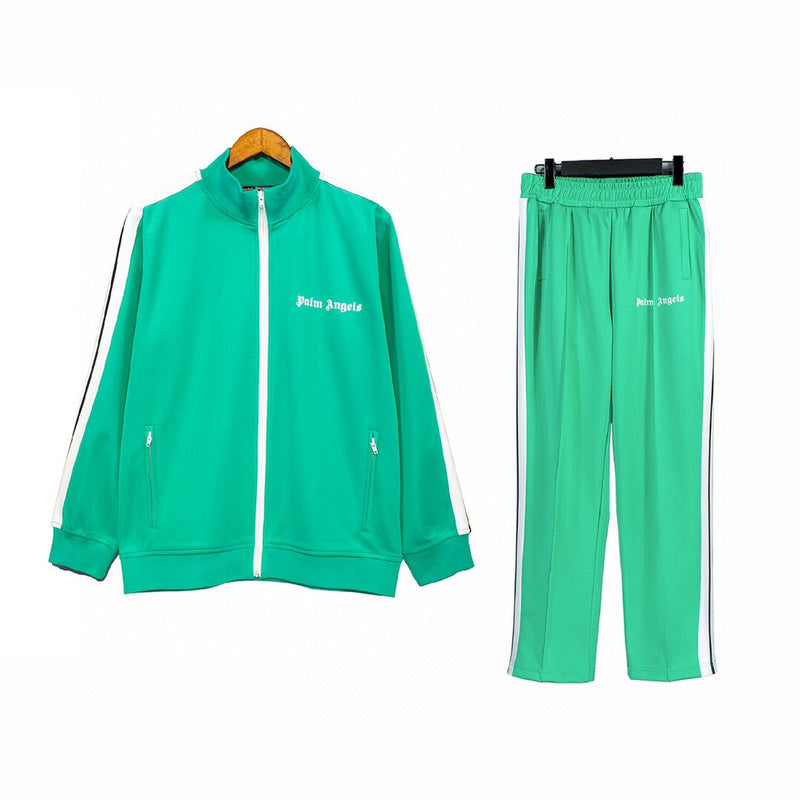 Les ensembles survêtement Palm Angels allient performance et style avec une touche urbaine unique. Pas cher. Le moins cher.