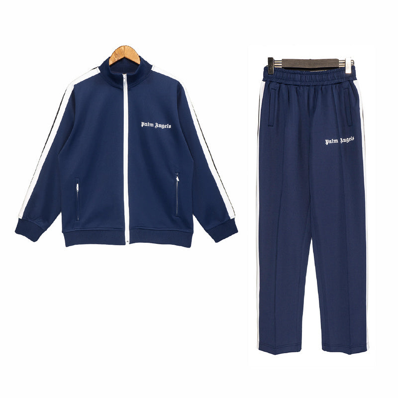 Les ensembles survêtement Palm Angels allient performance et style avec une touche urbaine unique.