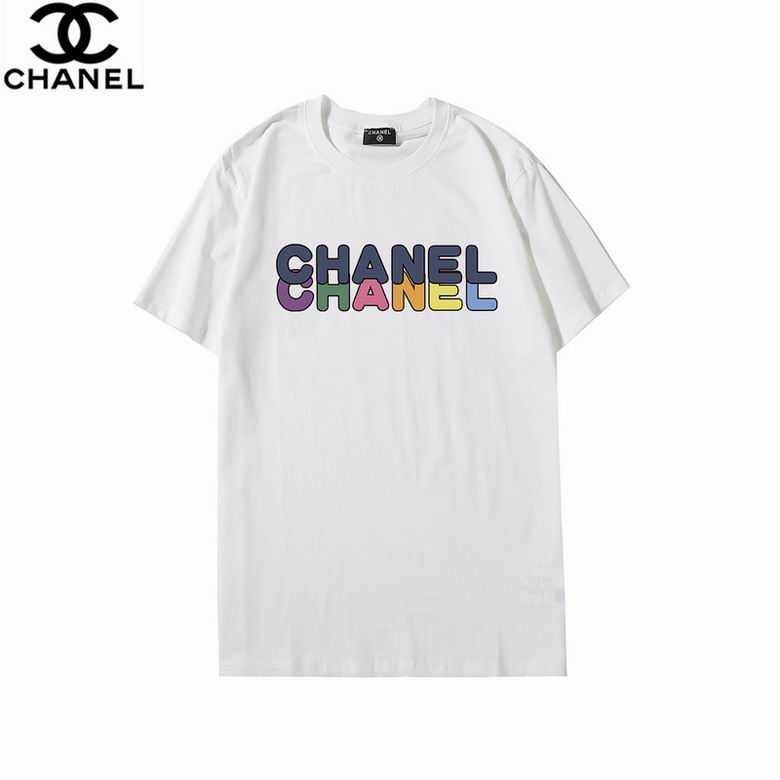 les T-shirts Chanel Femme offrent une élégance et un confort inégalés.