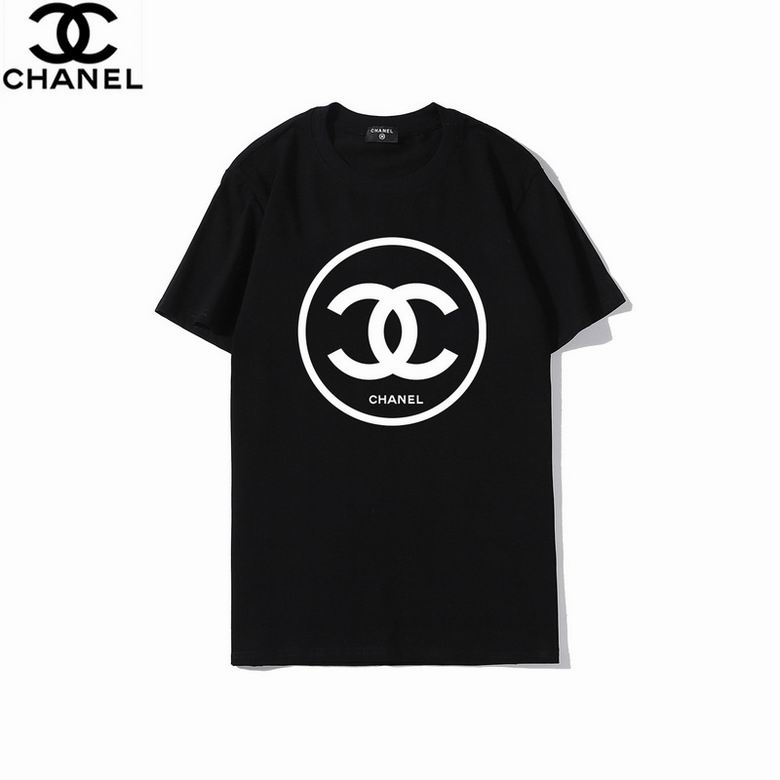 les T-shirts Chanel Femme offrent une élégance et un confort inégalés.