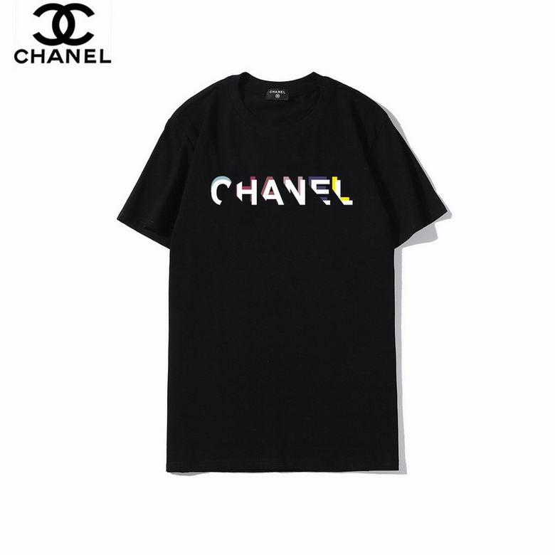 les T-shirts Chanel Femme offrent une élégance et un confort inégalés.