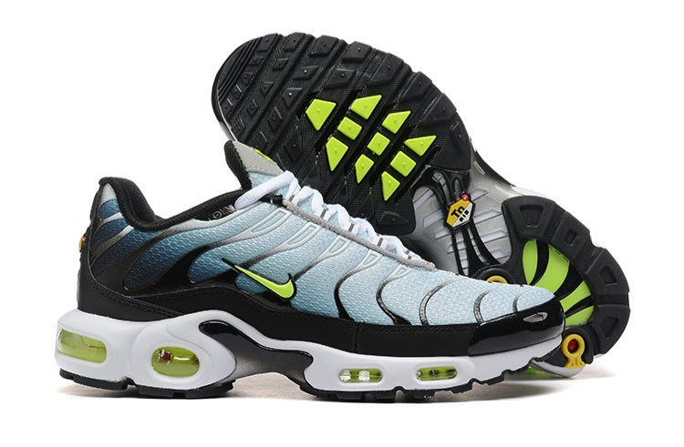 Les baskets Nike Air Max Drift allient un style innovant et un confort exceptionnel. design avant-gardiste.pas cher. Le moins cher.